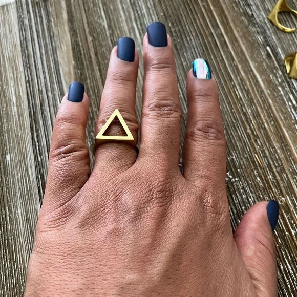 Gorgeous Brass Pyramid Ring - Picture 5 of 7